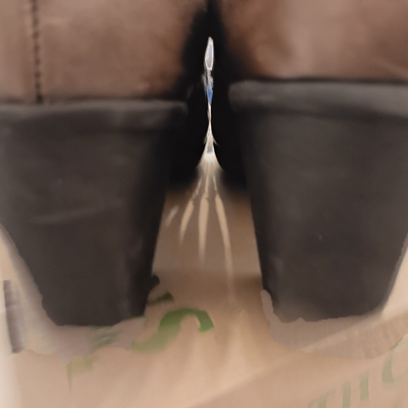 Earth Origins Bark Margaret Shoes - Picture 7 of 8